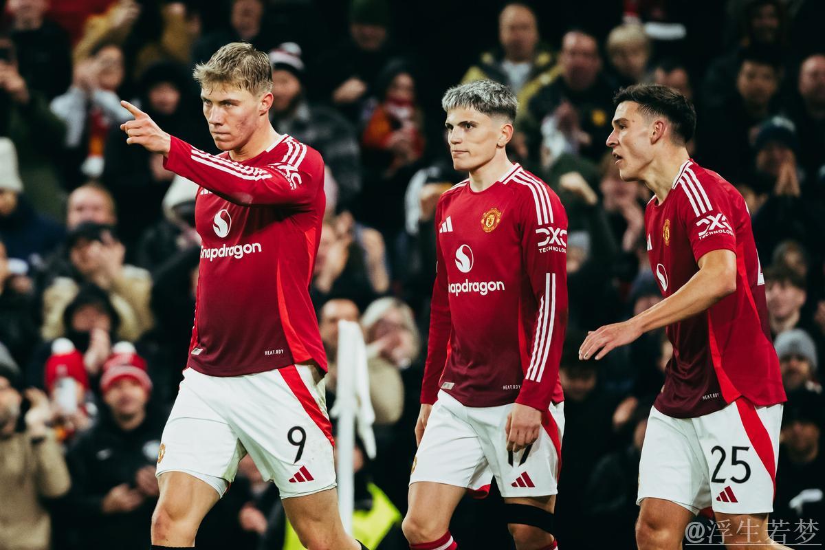 霍伊伦向团队表态希望留在曼联